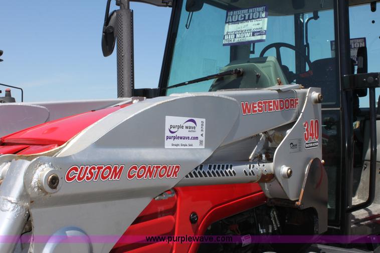 image for item A3702 2006 Massey-Ferguson 5455 MFWD tractor