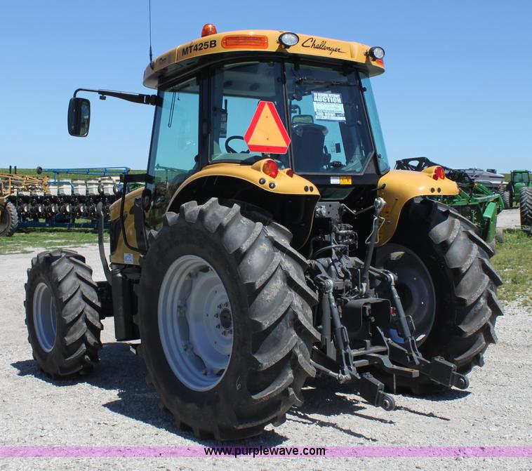 image for item A3703 2010 AGCO Challenger MT425B MFWD tractor