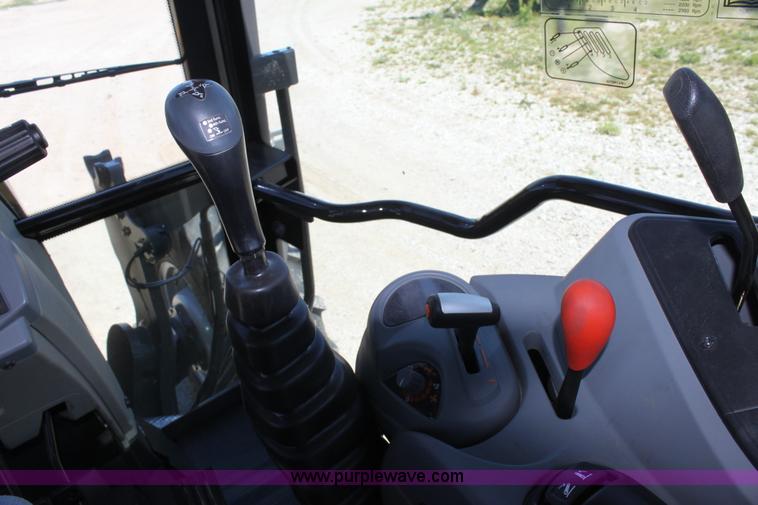 image for item A3703 2010 AGCO Challenger MT425B MFWD tractor