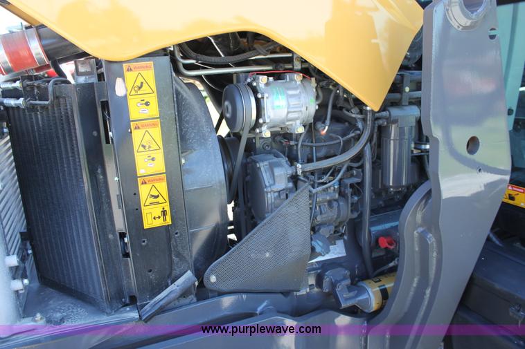 image for item A3703 2010 AGCO Challenger MT425B MFWD tractor