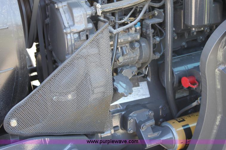 image for item A3703 2010 AGCO Challenger MT425B MFWD tractor