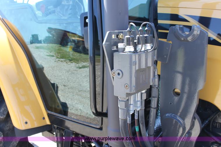 image for item A3703 2010 AGCO Challenger MT425B MFWD tractor