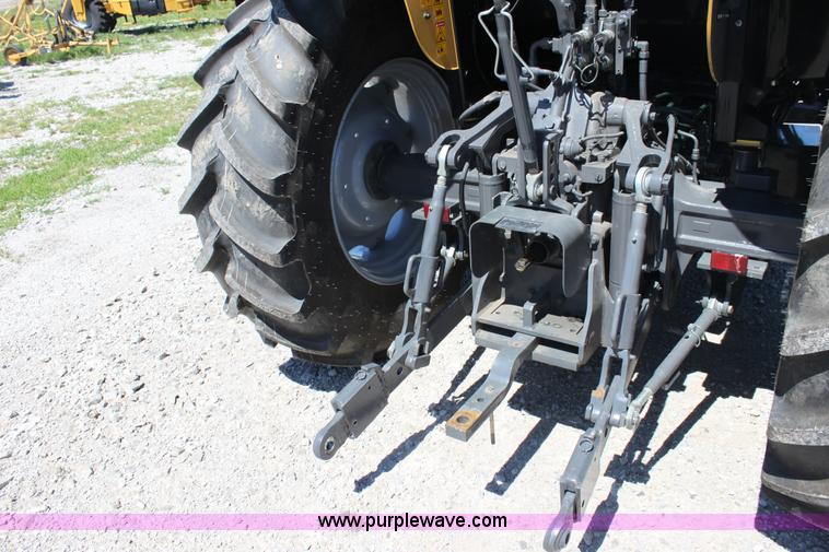 image for item A3703 2010 AGCO Challenger MT425B MFWD tractor