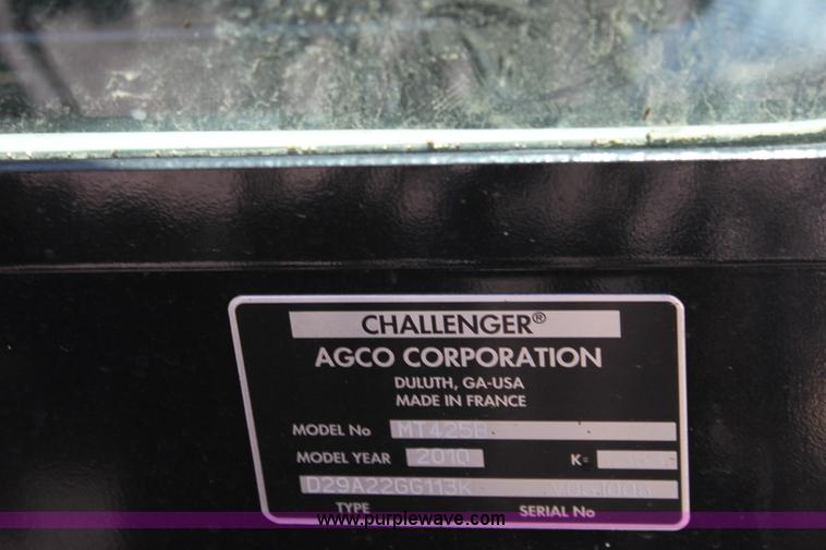 image for item A3703 2010 AGCO Challenger MT425B MFWD tractor