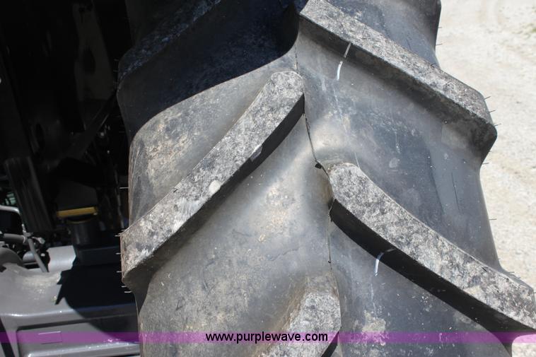 image for item A3703 2010 AGCO Challenger MT425B MFWD tractor