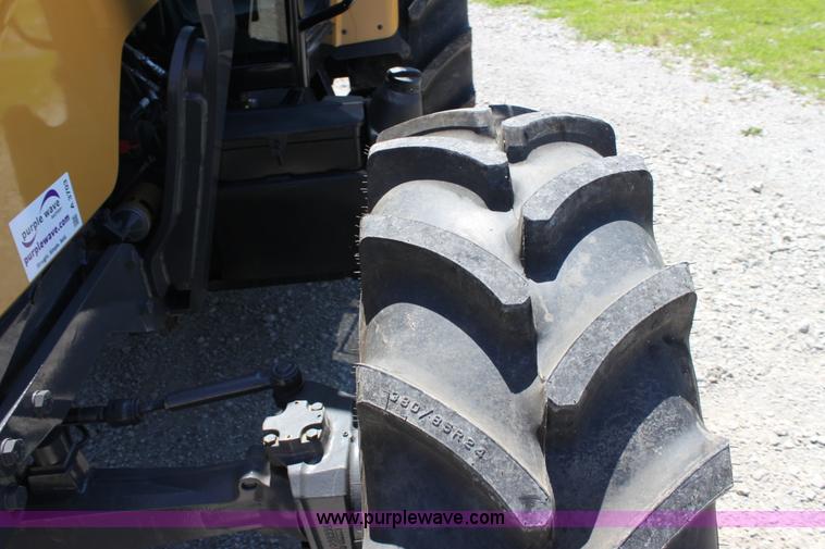 image for item A3703 2010 AGCO Challenger MT425B MFWD tractor