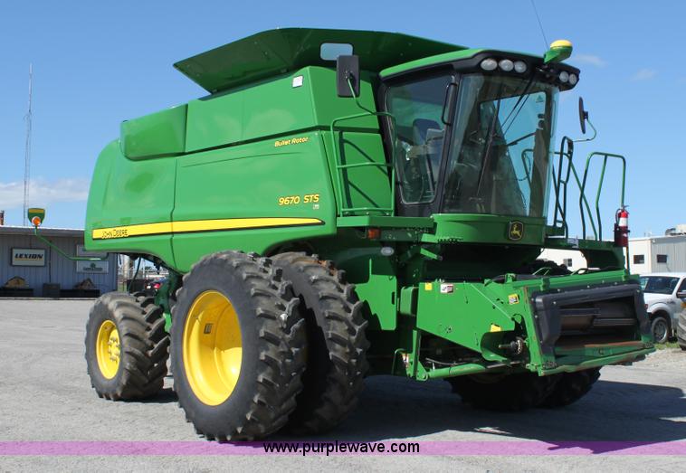 image for item A3704 2008 John Deere 9670 STS RWA combine