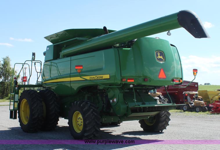 image for item A3704 2008 John Deere 9670 STS RWA combine