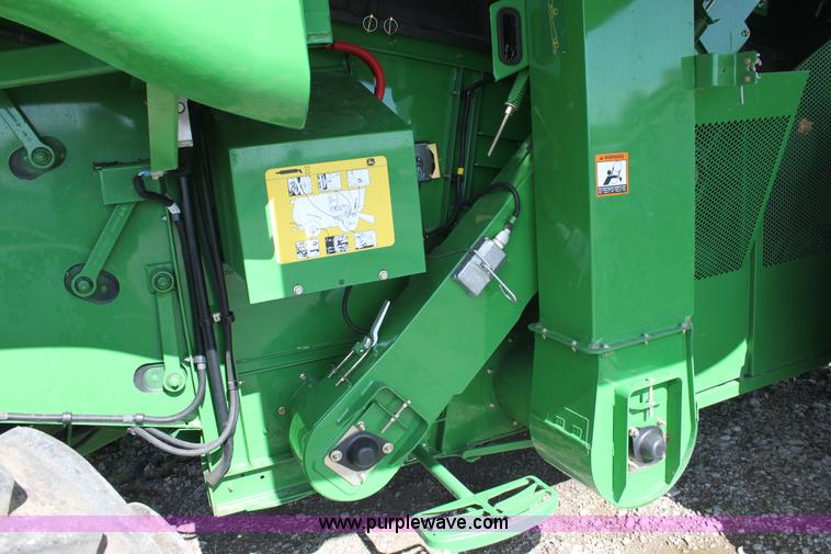 image for item A3704 2008 John Deere 9670 STS RWA combine