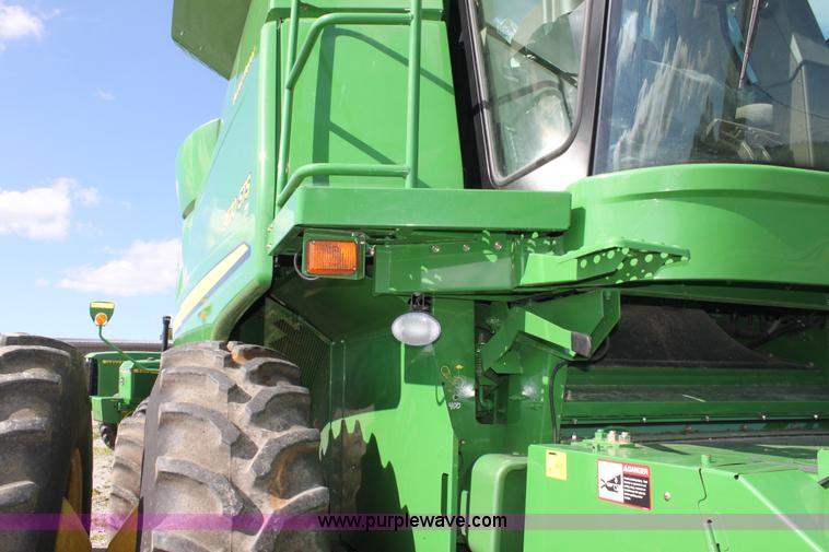 image for item A3704 2008 John Deere 9670 STS RWA combine