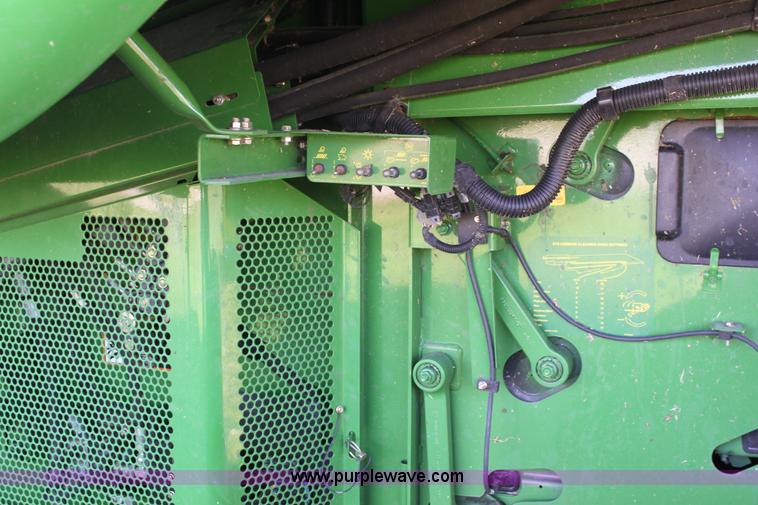 image for item A3704 2008 John Deere 9670 STS RWA combine