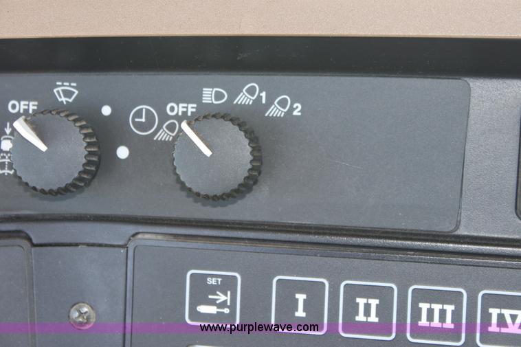 image for item A3705 2000 John Deere 9400T tractor