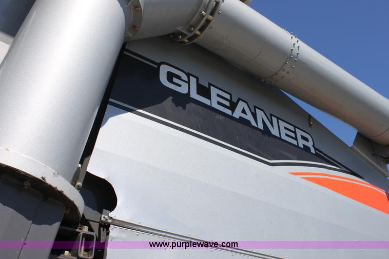 image for item A3709 2007 AGCO Gleaner R65 RWA combine