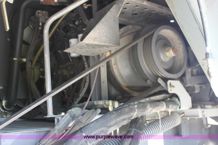 image for item A3709 2007 AGCO Gleaner R65 RWA combine