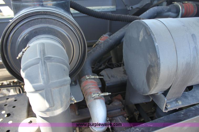 image for item A3709 2007 AGCO Gleaner R65 RWA combine