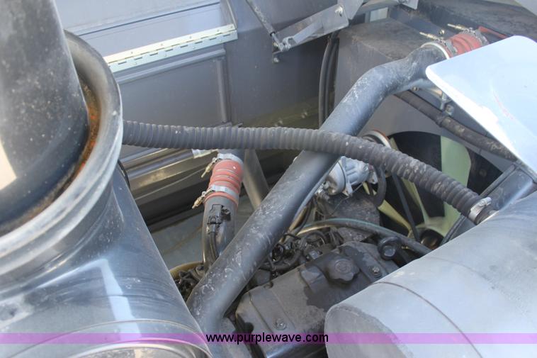 image for item A3709 2007 AGCO Gleaner R65 RWA combine