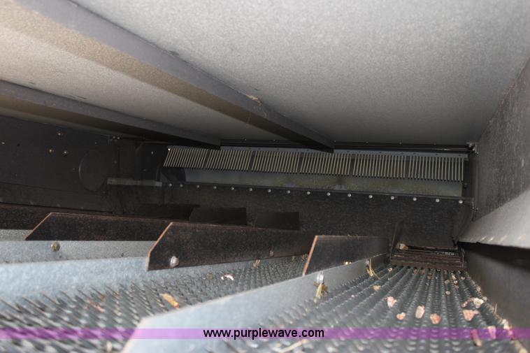 image for item A3709 2007 AGCO Gleaner R65 RWA combine