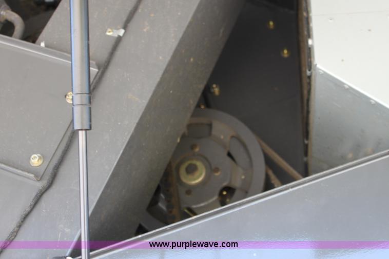 image for item A3709 2007 AGCO Gleaner R65 RWA combine