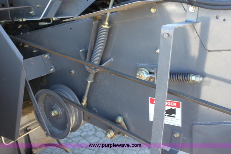 image for item A3709 2007 AGCO Gleaner R65 RWA combine