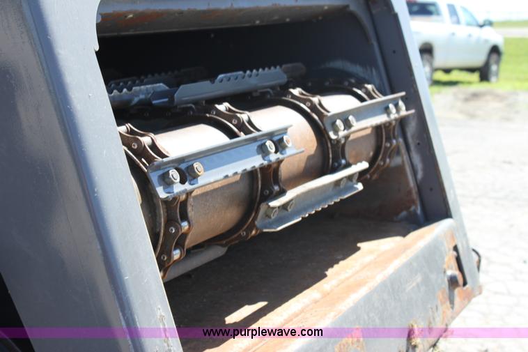 image for item A3709 2007 AGCO Gleaner R65 RWA combine