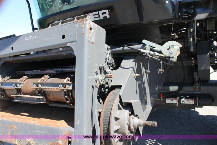 image for item A3709 2007 AGCO Gleaner R65 RWA combine