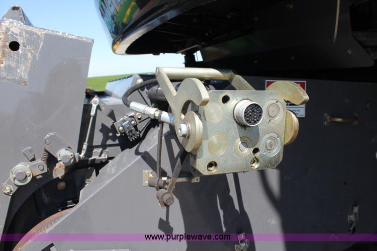 image for item A3709 2007 AGCO Gleaner R65 RWA combine