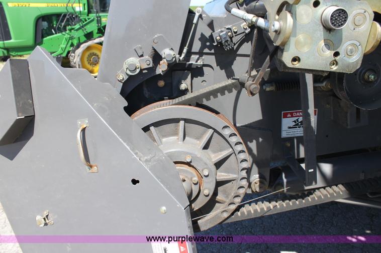 image for item A3709 2007 AGCO Gleaner R65 RWA combine