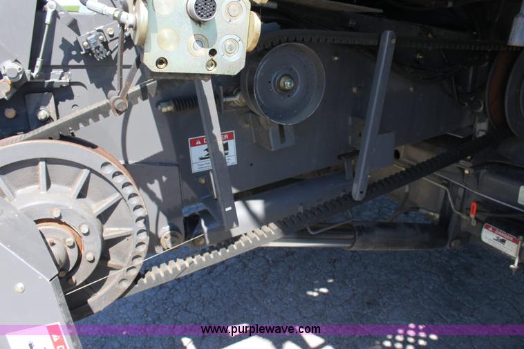 image for item A3709 2007 AGCO Gleaner R65 RWA combine