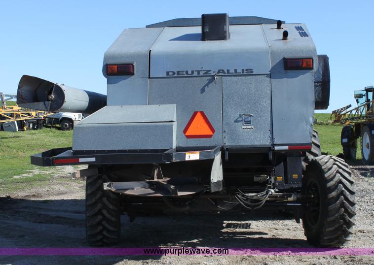 image for item A3713 Gleaner R60 RWA combine