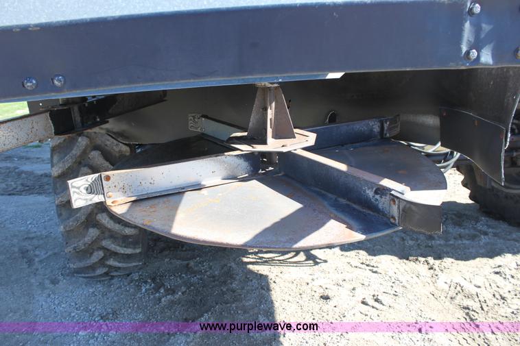 image for item A3713 Gleaner R60 RWA combine