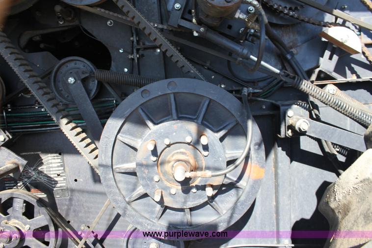 image for item A3713 Gleaner R60 RWA combine