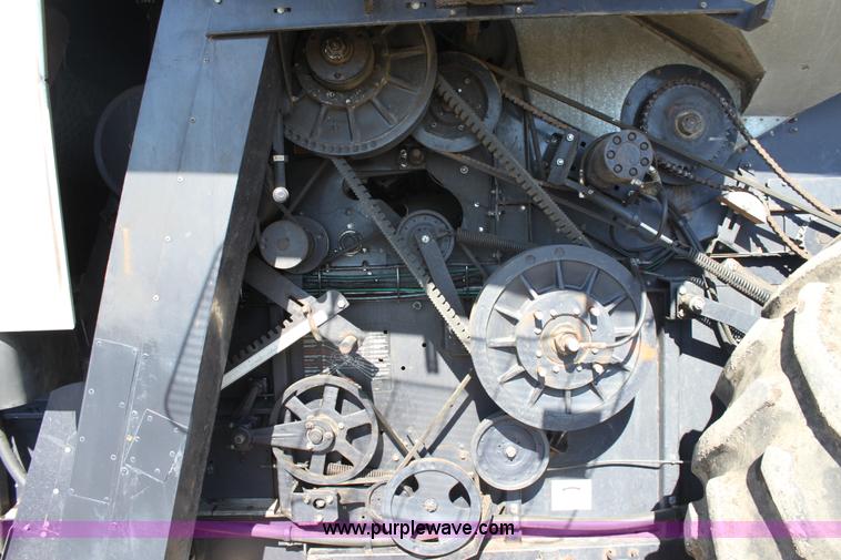 image for item A3713 Gleaner R60 RWA combine