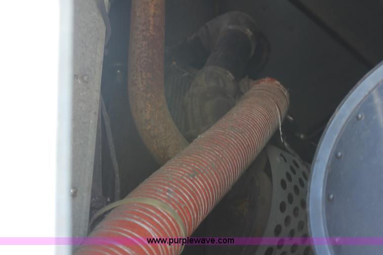 image for item A3713 Gleaner R60 RWA combine