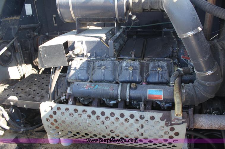 image for item A3713 Gleaner R60 RWA combine