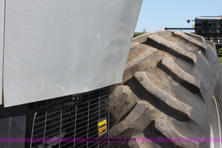 image for item A3713 Gleaner R60 RWA combine