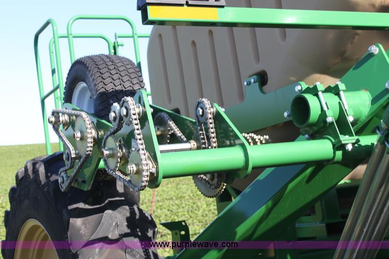image for item A3714 Great Plains Yield-Pro 1225 planter