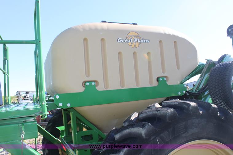 image for item A3714 Great Plains Yield-Pro 1225 planter