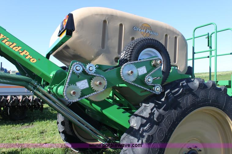 image for item A3714 Great Plains Yield-Pro 1225 planter