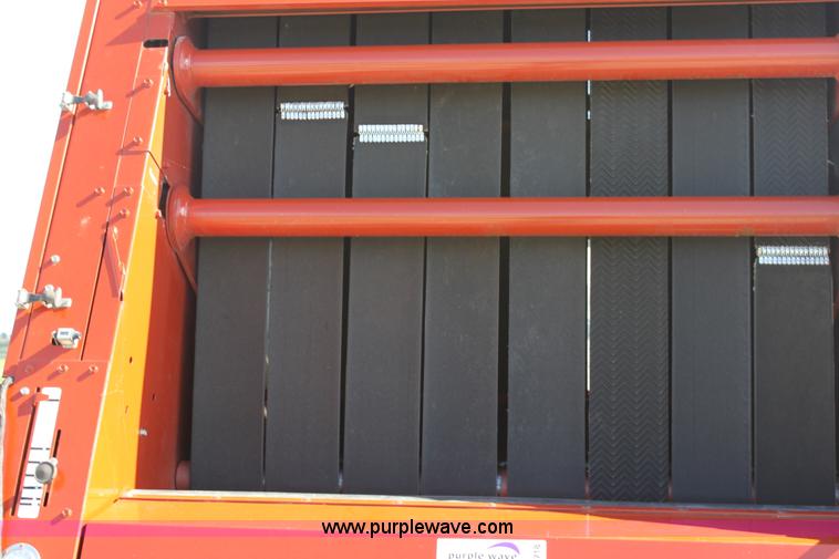 image for item A3718 AGCO Hesston 565A round baler