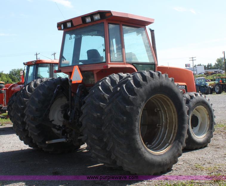 image for item A3724 1982 Allis Chalmers 8050 MFWD tractor