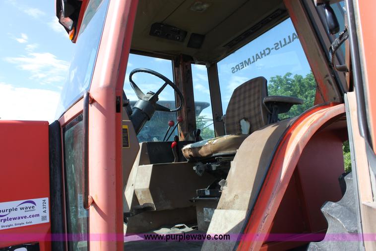 image for item A3724 1982 Allis Chalmers 8050 MFWD tractor