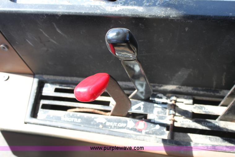 image for item A3724 1982 Allis Chalmers 8050 MFWD tractor