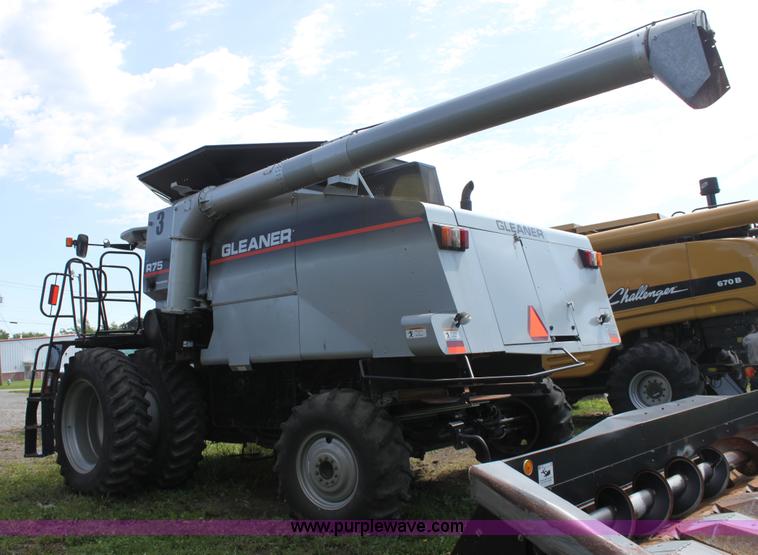 image for item A3733 2003 AGCO Gleaner R75 RWA combine