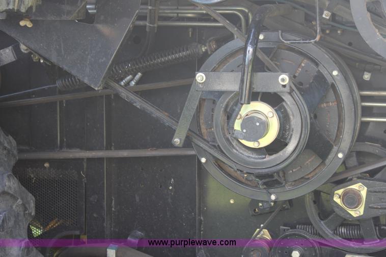 image for item A3733 2003 AGCO Gleaner R75 RWA combine