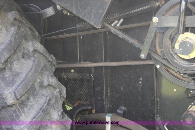 image for item A3733 2003 AGCO Gleaner R75 RWA combine