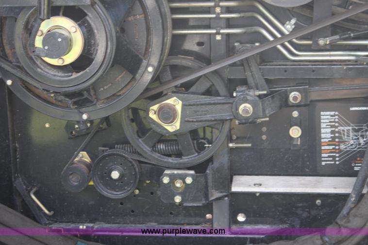 image for item A3733 2003 AGCO Gleaner R75 RWA combine