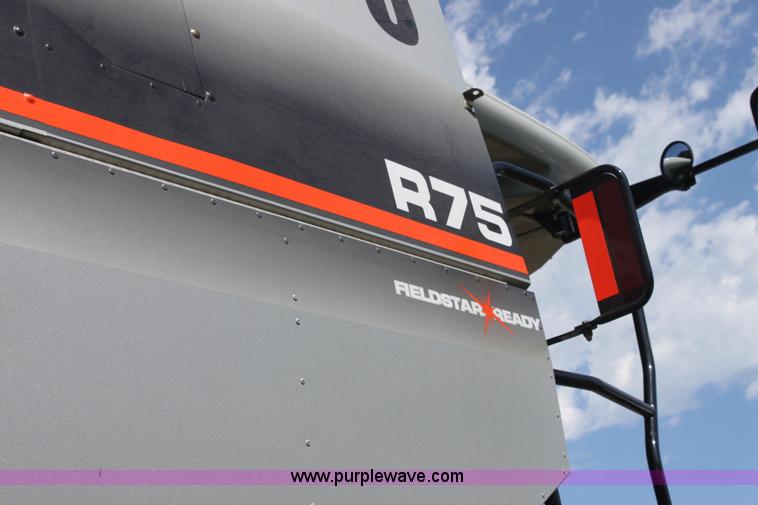 image for item A3733 2003 AGCO Gleaner R75 RWA combine