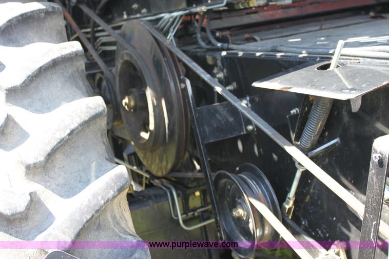 image for item A3733 2003 AGCO Gleaner R75 RWA combine