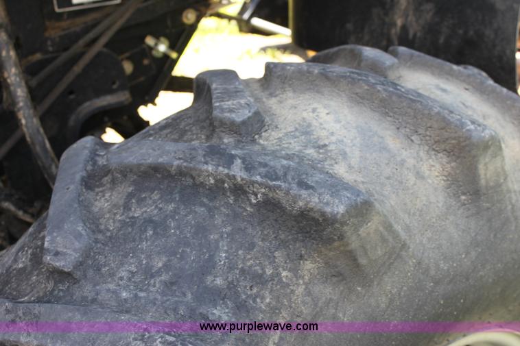 image for item A3733 2003 AGCO Gleaner R75 RWA combine