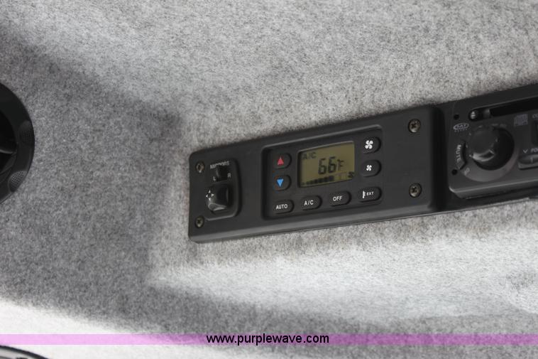 image for item A3735 2009 AGCO Challenger 670B RWA combine